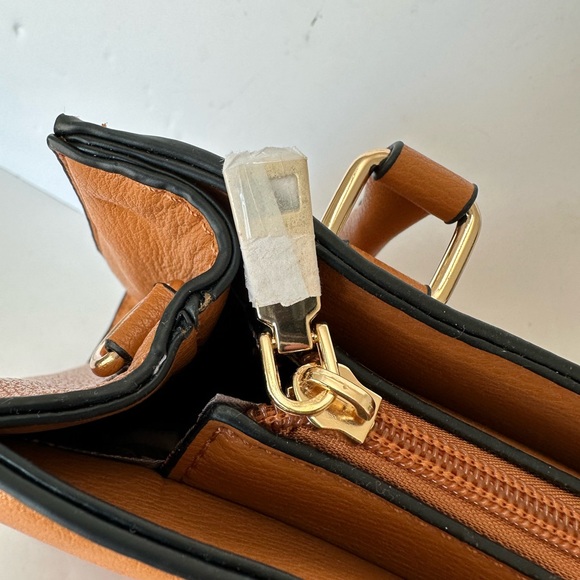 Faux Leather Handbag purse NWOT orangish tan color beautiful interior fabric - Picture 3 of 8